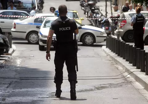 2 morţi şi 2 răniţi, într-un atac comis de o persoană cu probleme mintale