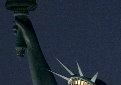 Statuia Libertăţii, infernul turiştilor pe timpul verii