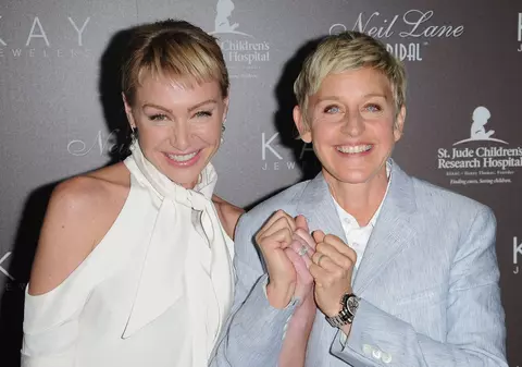 Actriţa Portia de Rossi îşi schimbă numele