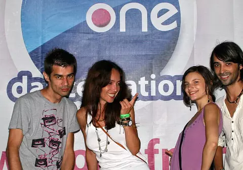 One FM aniversează 3 ani la Festivalul Sunwaves 8