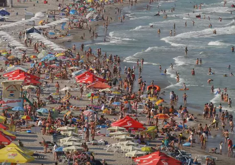 Peste 160.000 de turişti pe Litoral