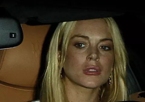 Lindsay Lohan merge pe teren minat: iar a dat explicaţii poliţiştilor