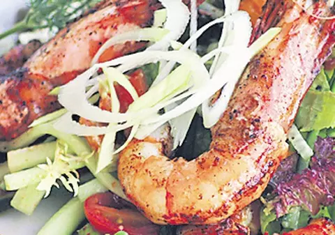 Combinaţia alimentară care a ucis-o pe loc. Ce greşeală a făcut o tânără din Macao