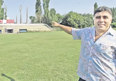 40 de ore de muzică pe stadion