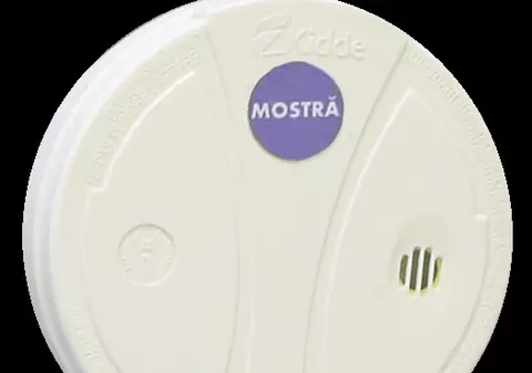 Montaţi-vă senzori de fum în casă!