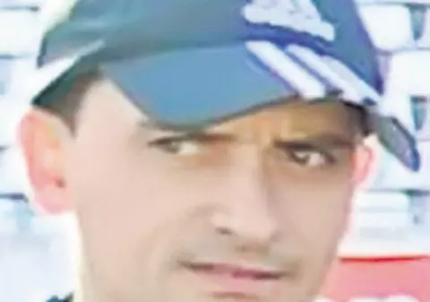 După ce a lucrat cu un pedofil la echipa de juniori, antrenorul de la Unirea, dat afară