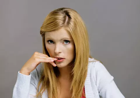 7 paşi ca să scapi de ticuri