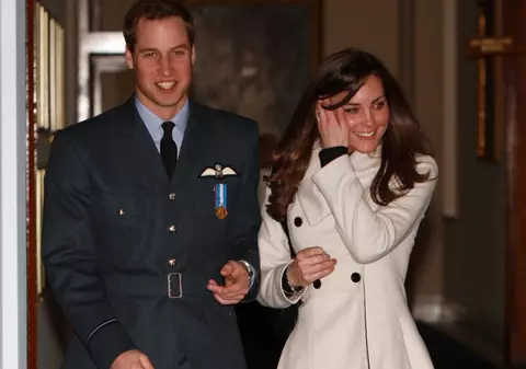 Prinţul William se va însura cu iubita lui în primăvara anului 2012