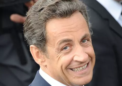 Presa elveţiană despre Sarkozy: ”Cocoşelul galic, lovind din pinteni”