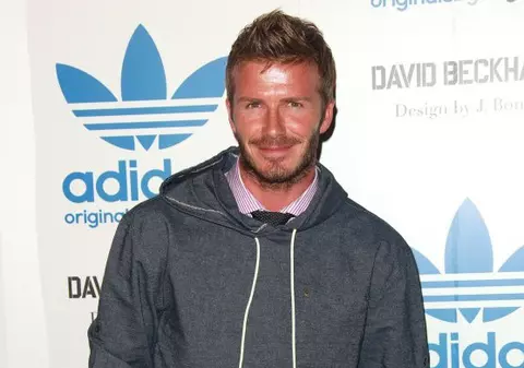 Video | Beckham a vrut să lovească un fan care i-a strigat: "Mai lasă prostituatele"