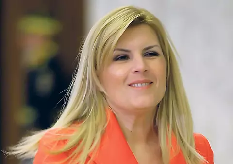 Leafă de 13.632 de lei la ministerul condus de Elena Udrea