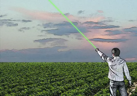 Românul Radu Moldovan, care era să doboare un avion militar britanic: «Îmi pare rău că i-am băgat laserul în ochi»