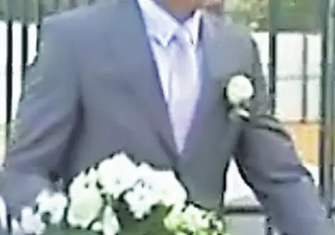 Bogdan Stelea s-a căsătorit religios cu designerul Mirela Popa