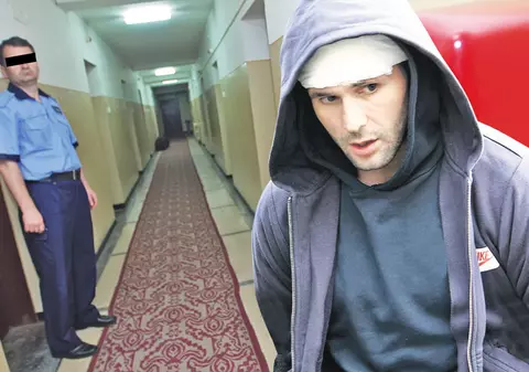 Luptătorul K1 Eugen Preda a cedat nervos: «Gaborilor, ieşiţi pe interval, că vă sparg!»