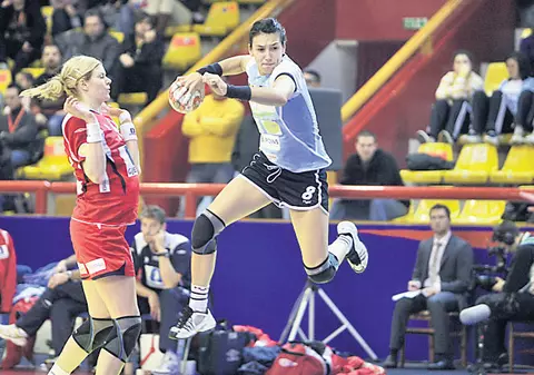 Naţionala de handbal feminin a luat 25.000 € pentru câştigarea Cupei Mondiale