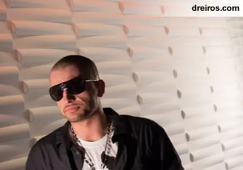 Premieră | Drei Ros, un rapper român, şi-a lansat videoclipul filmat în SUA