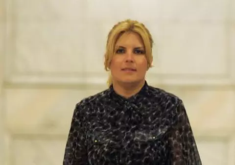 Elena Udrea îşi va petrece sărbătorile de iarnă în Bucovina