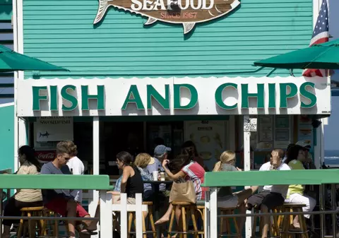 Patronul unui pub din Anglia vrea un angajat care vorbeşte româna