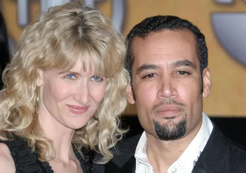 Cântăreţul Ben Harper divorţează de actriţa Laura Dern