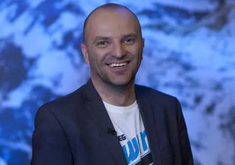 Dan Capatos: ”Nu-ţi laşi copilul cum a făcut Mădălina Manole, decât dacă eşti nebun”