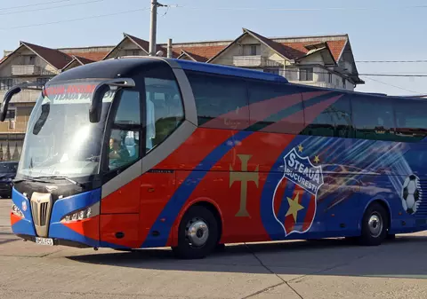 Dinamoviştii au atacat autocarul steliştilor