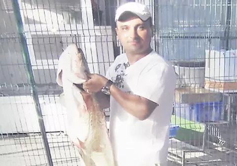 Pentru pescari - Cortul, indispensabil pe vreme rea