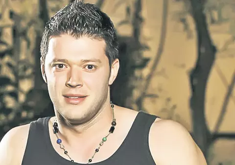 Ruşinică, Victore! De ce o laşi pe Anda să care?
