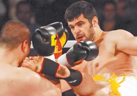 Luptătorul K1 Daniel Ghiţă a primit o veste minunată: Va fi tată!