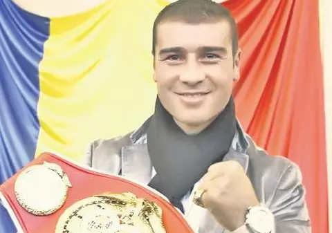 Lucian Bute a revenit în ţară şi a răspuns criticilor lui Leonard Doroftei: "Ar trebui să mă susţină"