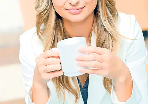 5 plante contra stresului | Infuziile naturale te ajută să alungi gândurile rele şi să te relaxezi