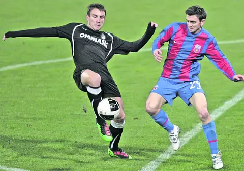 Steaua s-a calificat, aseară, în «sferturile» Cupei României, la capătul unui meci dramatic
