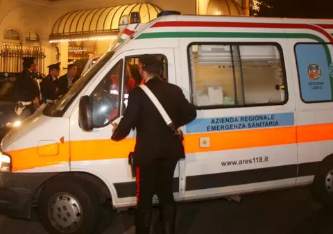 Şi-a lovit fata în cap cu o menghină de tâmplărie, în timp ce se certau
