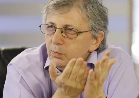Tismăneanu: "Păunescu e plâns de cei care regretă frigul, foamea şi cozile"
