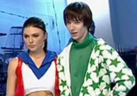 Video | Paulei Seling i-a căzut sutienul de la atât dans