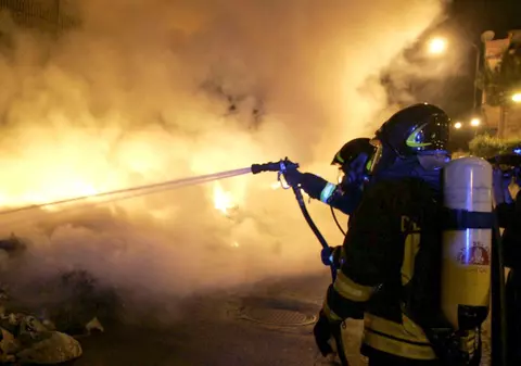 Incendiu la un centru de imigranţi din Franţa: 7 morţi, 130 de răniţi