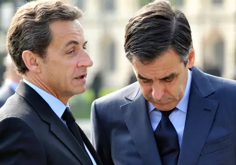 Premierul francez Francois Fillon a demisionat. Sarkozy l-a repus în funcţie
