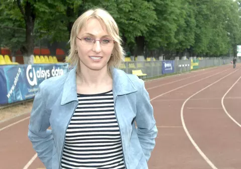Astăzi este ziua de naştere a Gabrielei Szabo! Fosta atletă împlineşte 35 de ani