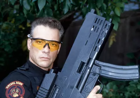 Jean Claude Van Damme va juca în noul film 'Muppets'