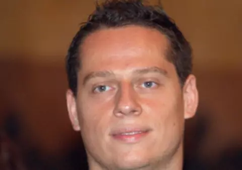 Andrei Hrebenciuc: "Sistemul politic din România scoate ce e mai rău în politicieni"