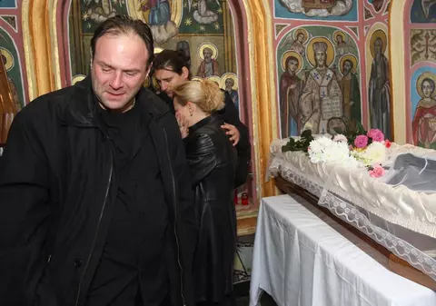 Alexandru Briban a luat bani ca să spună povestea morţii sopranei sinucigaşe: "E vreo problemă?" 