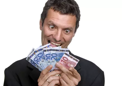 Salariile bugetarilor vor creşte cu 15%