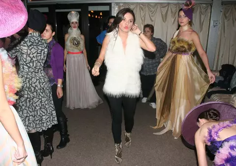 Foto | Mirela Popa Stelea şi-a lansat noua colecţie de rochii de seară