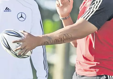 Legendarul jucător de rugby Jonah Lomu va fi profesor în România