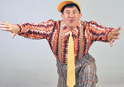 Comediantul Doru Octavian Dumitru își ia cariera de la zero. Face show-uri prin cluburi