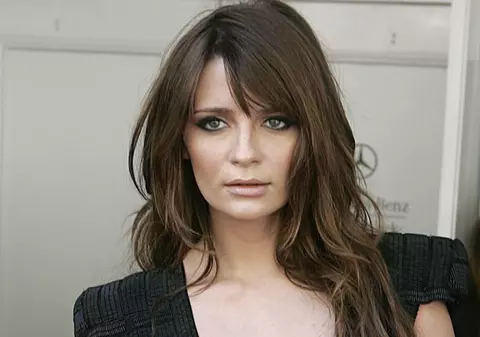 Mischa Barton vrea să se retragă la ţară şi să aibă mulţi copii