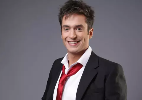 Radu Vâlcan îl aşteaptă pe Moş Nicolae pe platourile de filmare