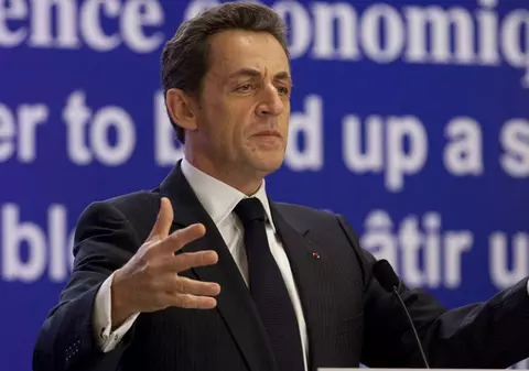 Înfrângere rușinoasă pentru Nicolas Sarkozy! Francois Fillon, cele mai mari șanse să devină candidatul dreptei la alegerile prezidențiale