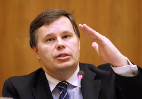 Jeffrey Franks spune că nu FMI a cerut reducerea concediului pentru mame