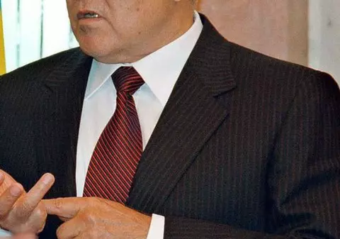 Preşedintele Kazahstanului le-a cerut savanţilor să inventeze un elixir al vieţii veşnice