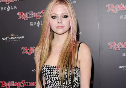 Avril Lavigne despre albumul "Goodbye Lullaby": "Este sincer şi aproape de sufletul meu"